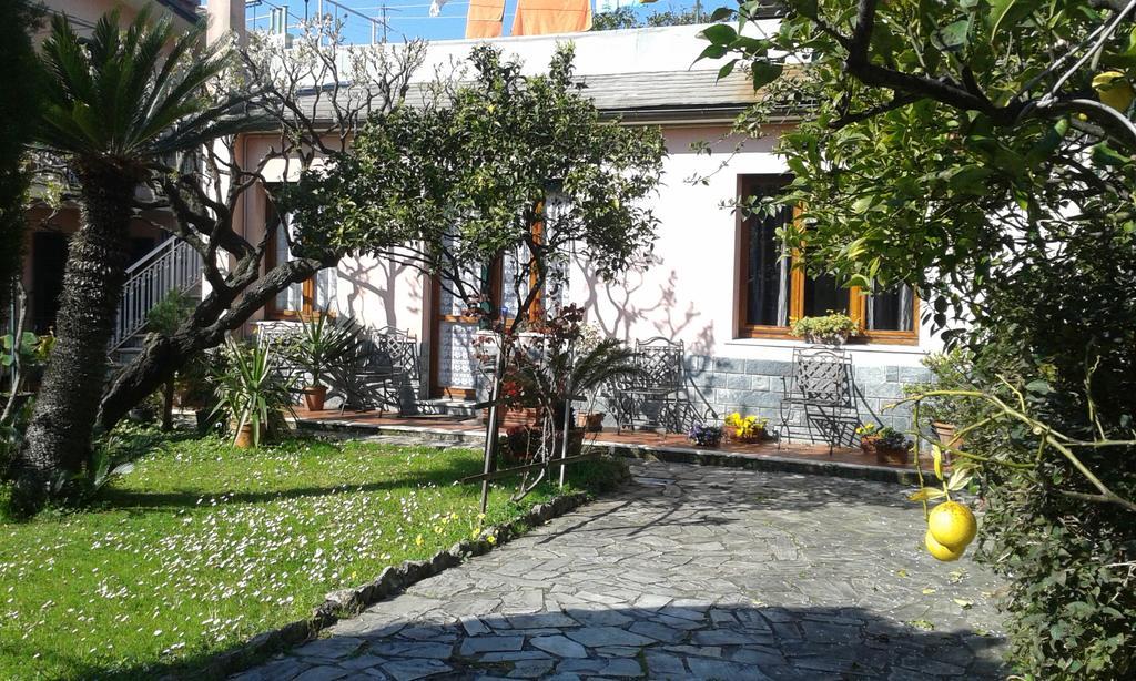 Casa Tra Il Verde E Il Blu Genoa Exterior photo
